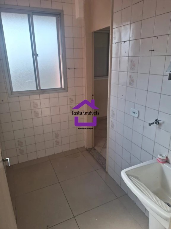 Apartamento para alugar com 3 quartos, 70m² - Foto 24