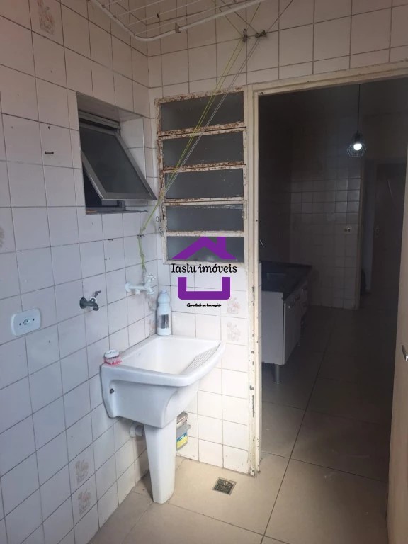 Apartamento para alugar com 3 quartos, 70m² - Foto 25