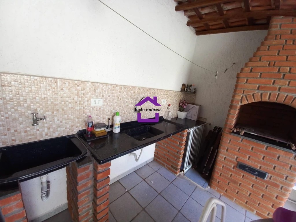 Casa à venda com 2 quartos, 95m² - Foto 12