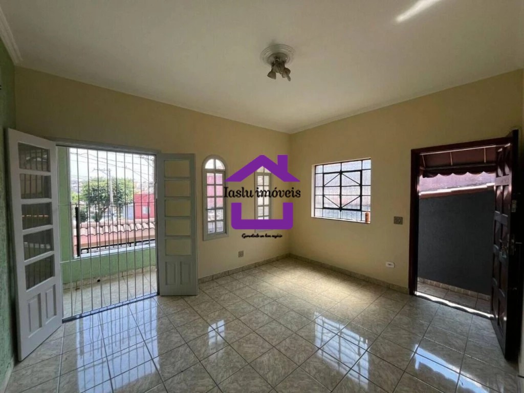 Sobrado à venda com 2 quartos, 110m² - Foto 2