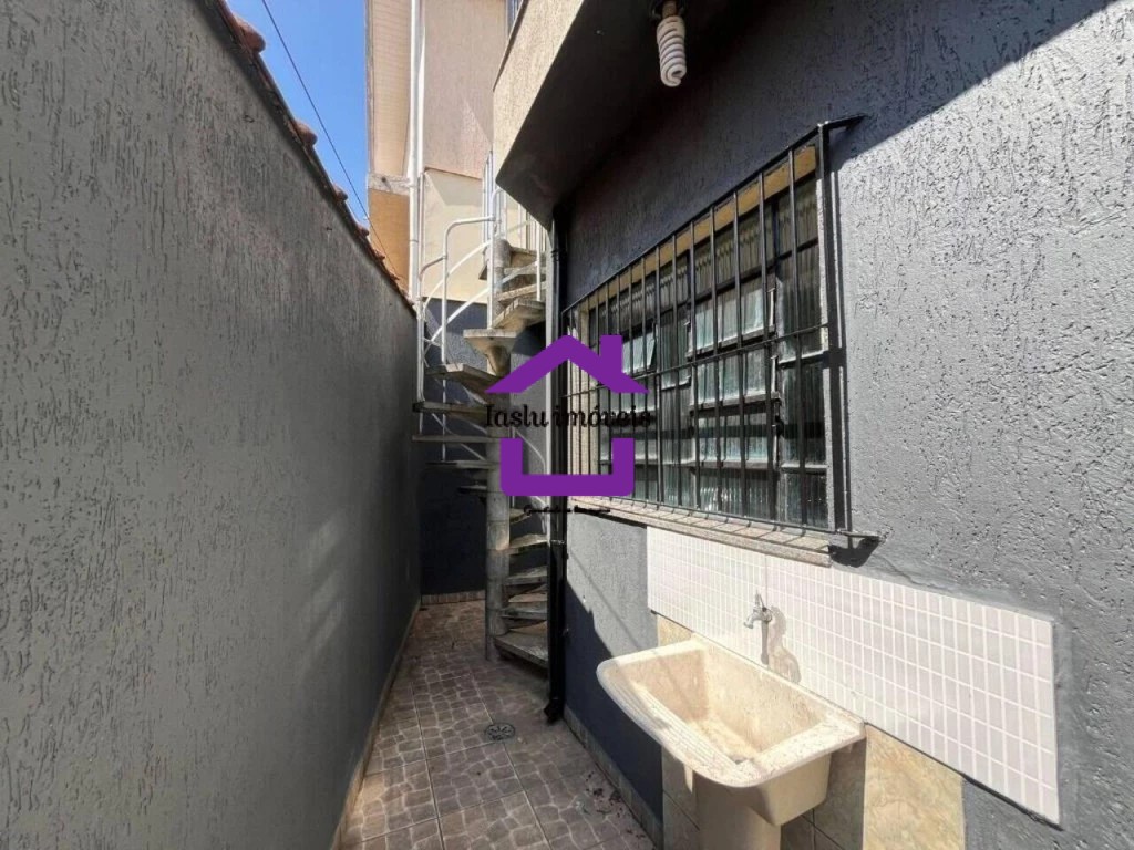 Sobrado à venda com 2 quartos, 110m² - Foto 17