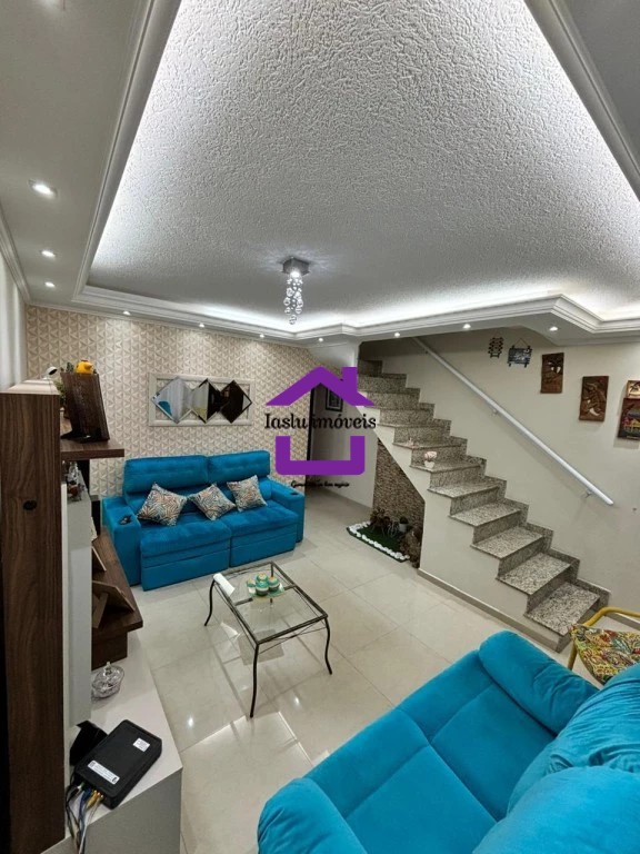 Sobrado à venda com 2 quartos, 105m² - Foto 1