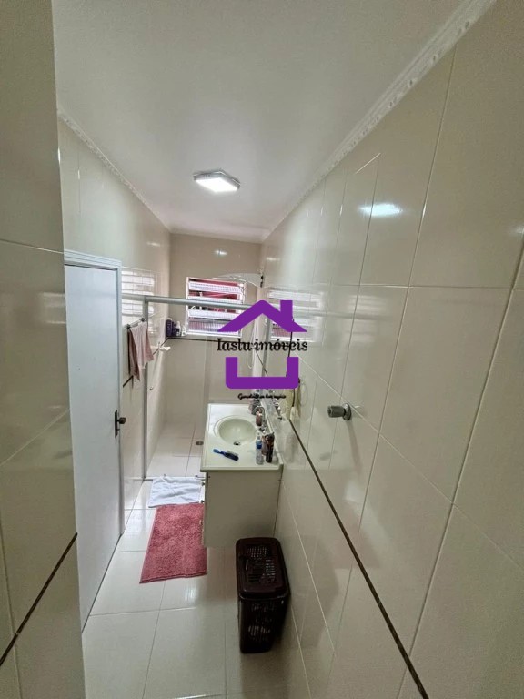 Sobrado à venda com 2 quartos, 105m² - Foto 2