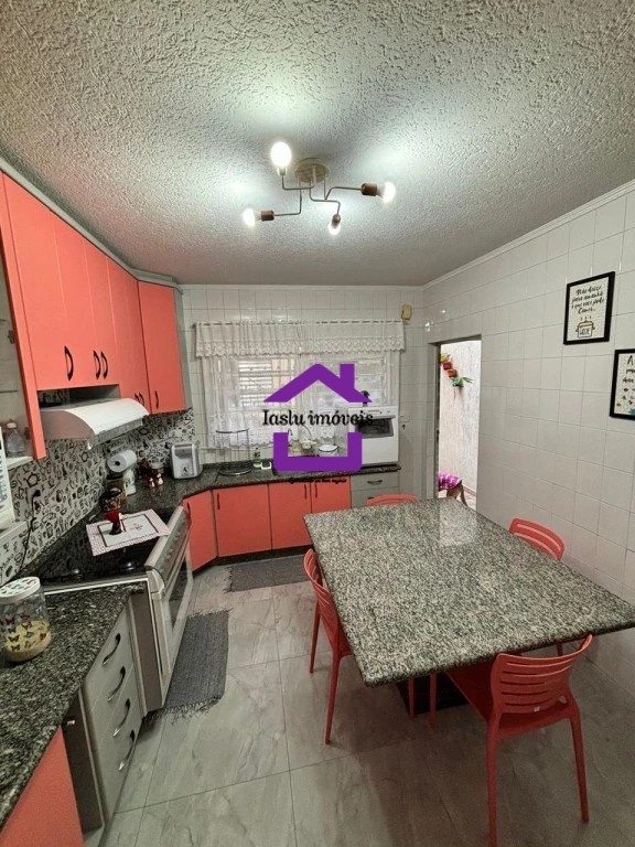 Sobrado à venda com 2 quartos, 105m² - Foto 12
