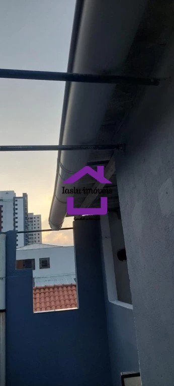 Casa à venda e aluguel com 3 quartos, 120m² - Foto 4