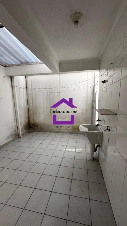 Sobrado para alugar com 2 quartos, 90m² - Foto 11