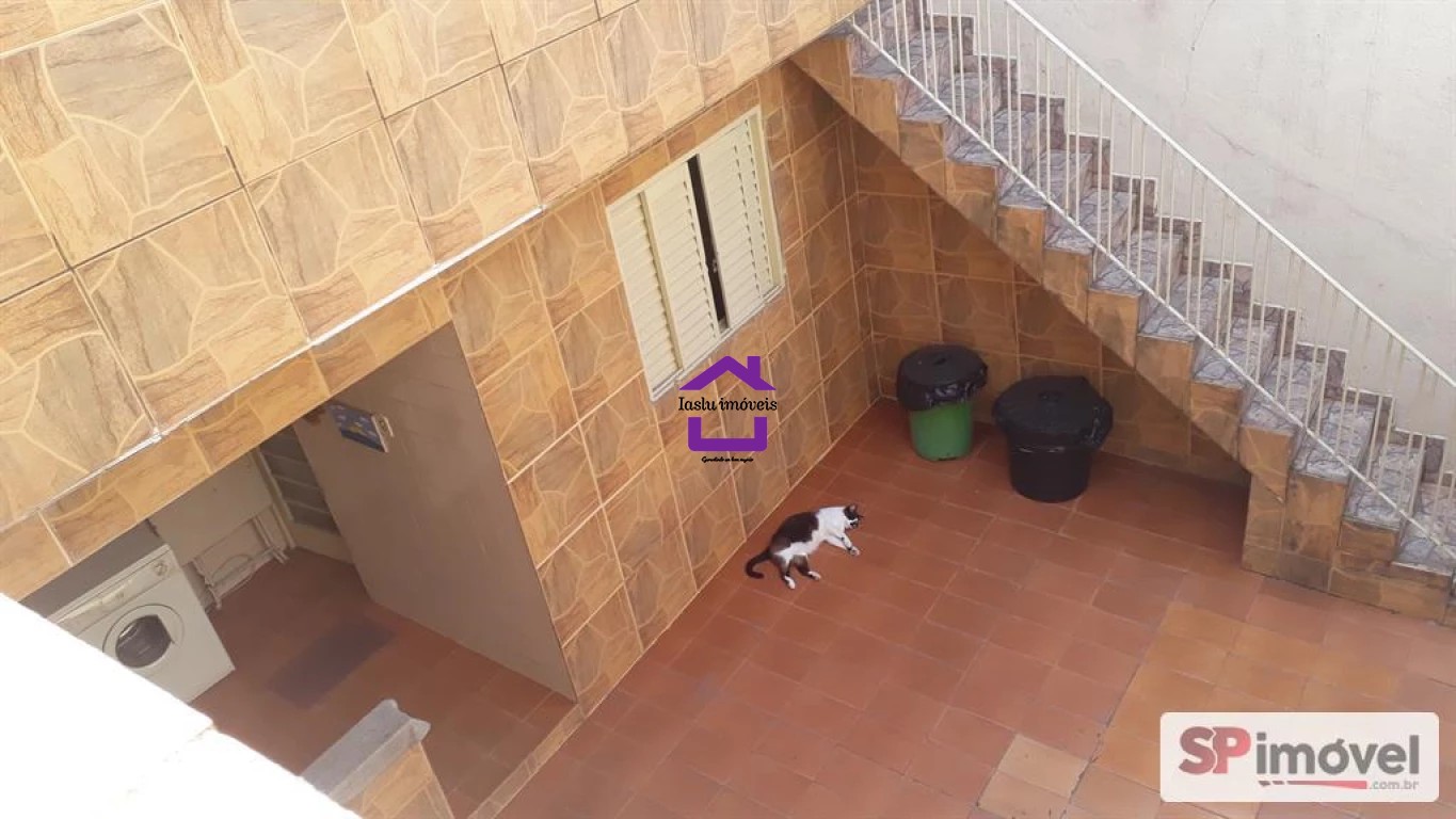 Casa à venda com 3 quartos, 200m² - Foto 2