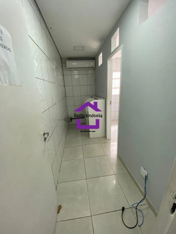 Casa para alugar com 3 quartos, 200m² - Foto 17