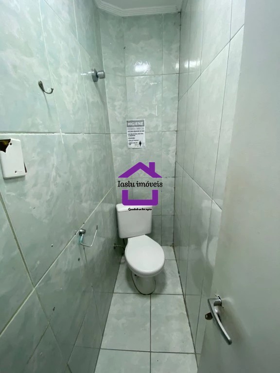 Casa para alugar com 3 quartos, 200m² - Foto 18