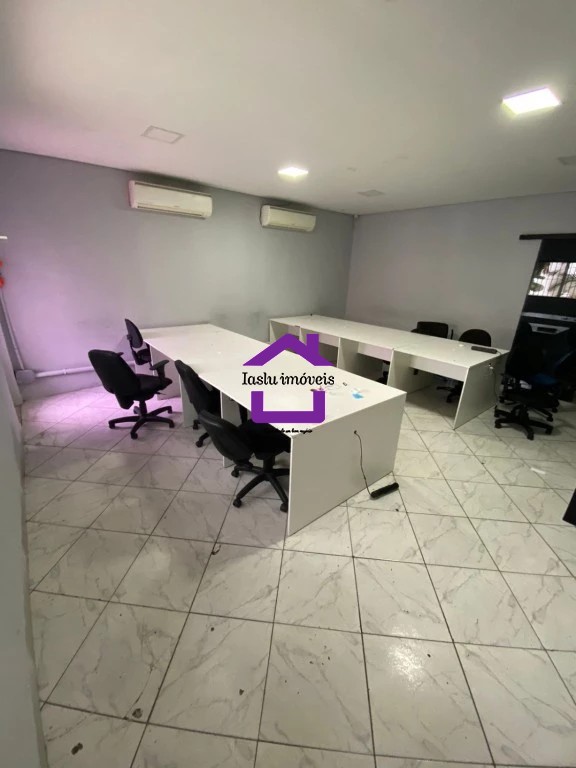 Casa para alugar com 3 quartos, 200m² - Foto 16