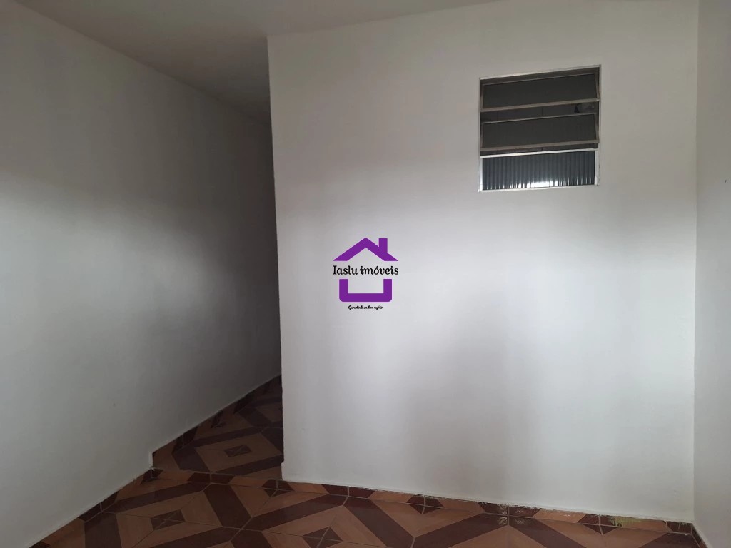 Casa para alugar com 1 quarto, 40m² - Foto 9