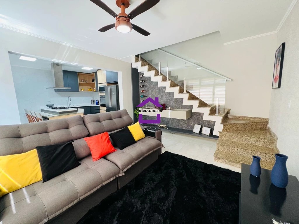 Sobrado à venda e aluguel com 3 quartos, 200m² - Foto 3