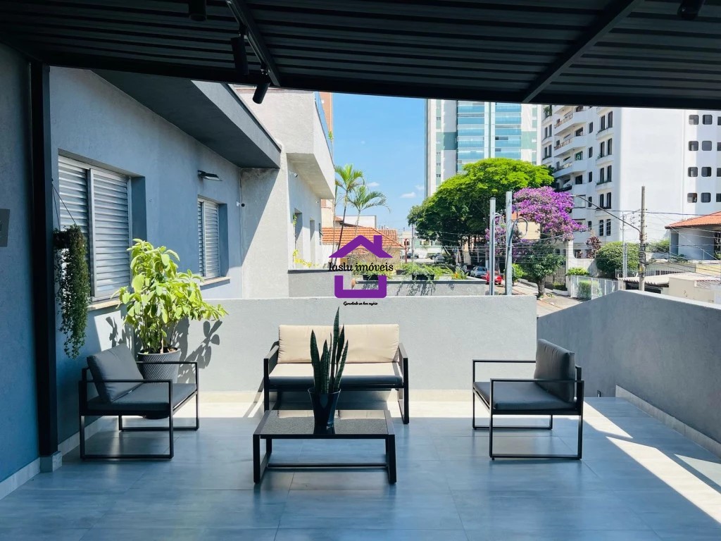 Sobrado à venda e aluguel com 3 quartos, 200m² - Foto 32