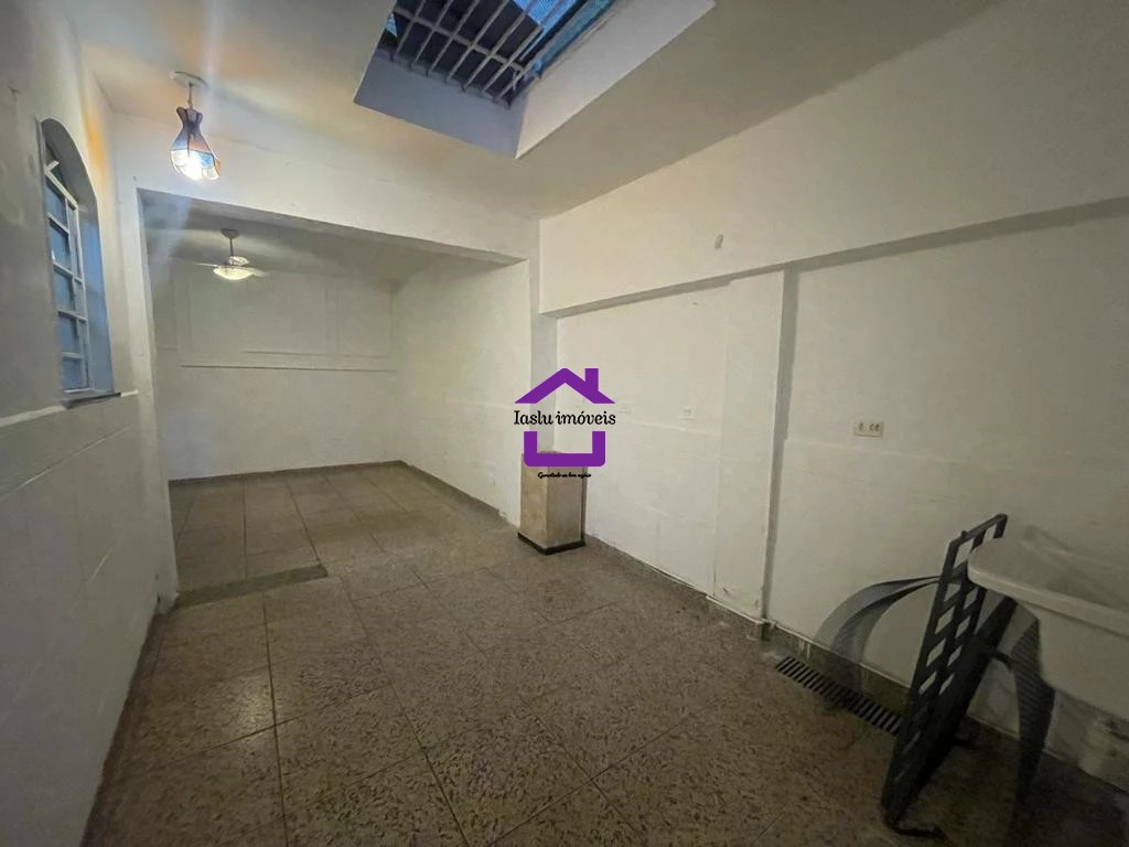 Casa à venda com 4 quartos, 140m² - Foto 9