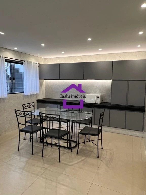 Sobrado, 4 quartos, 220 m² - Foto 2