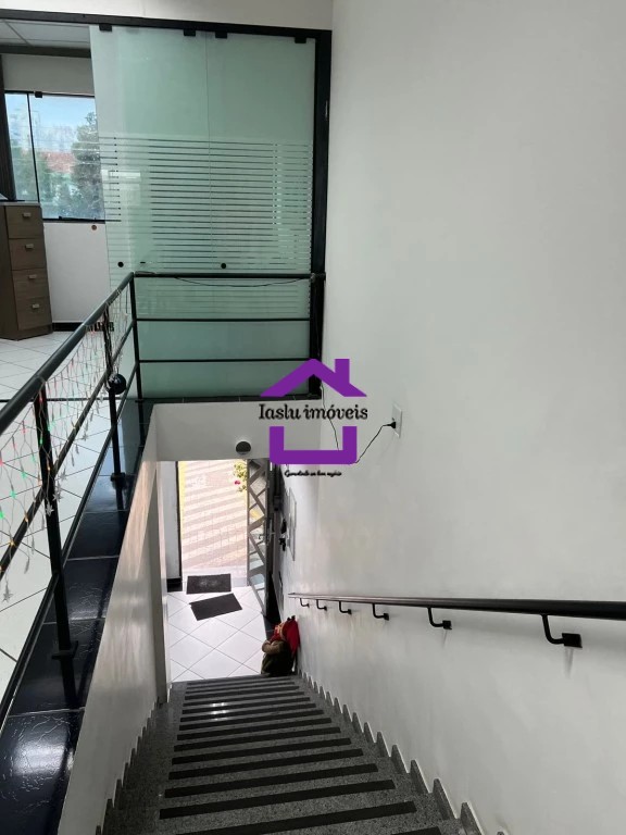 Prédio Inteiro para alugar, 450m² - Foto 8