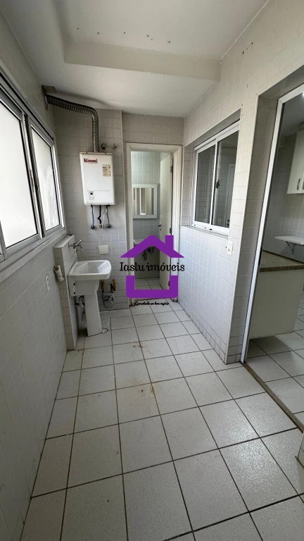 Apartamento para alugar com 3 quartos, 106m² - Foto 13