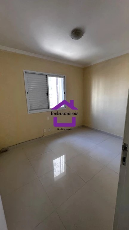 Apartamento para alugar com 3 quartos, 106m² - Foto 15