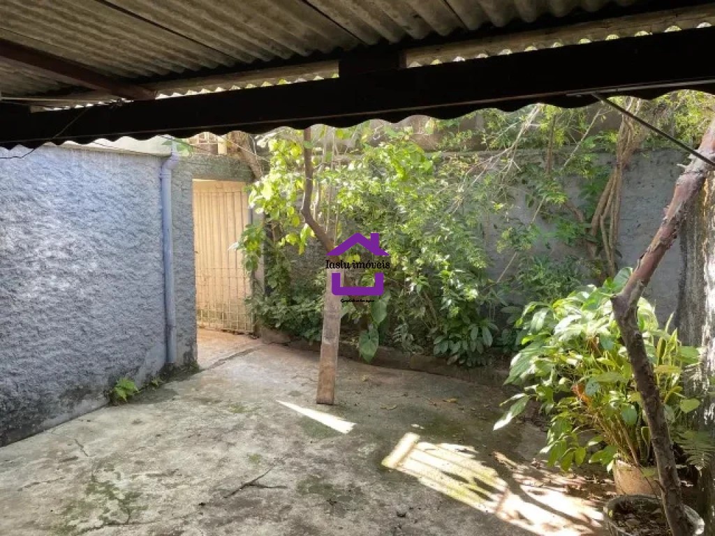 Casa à venda com 2 quartos, 94m² - Foto 7