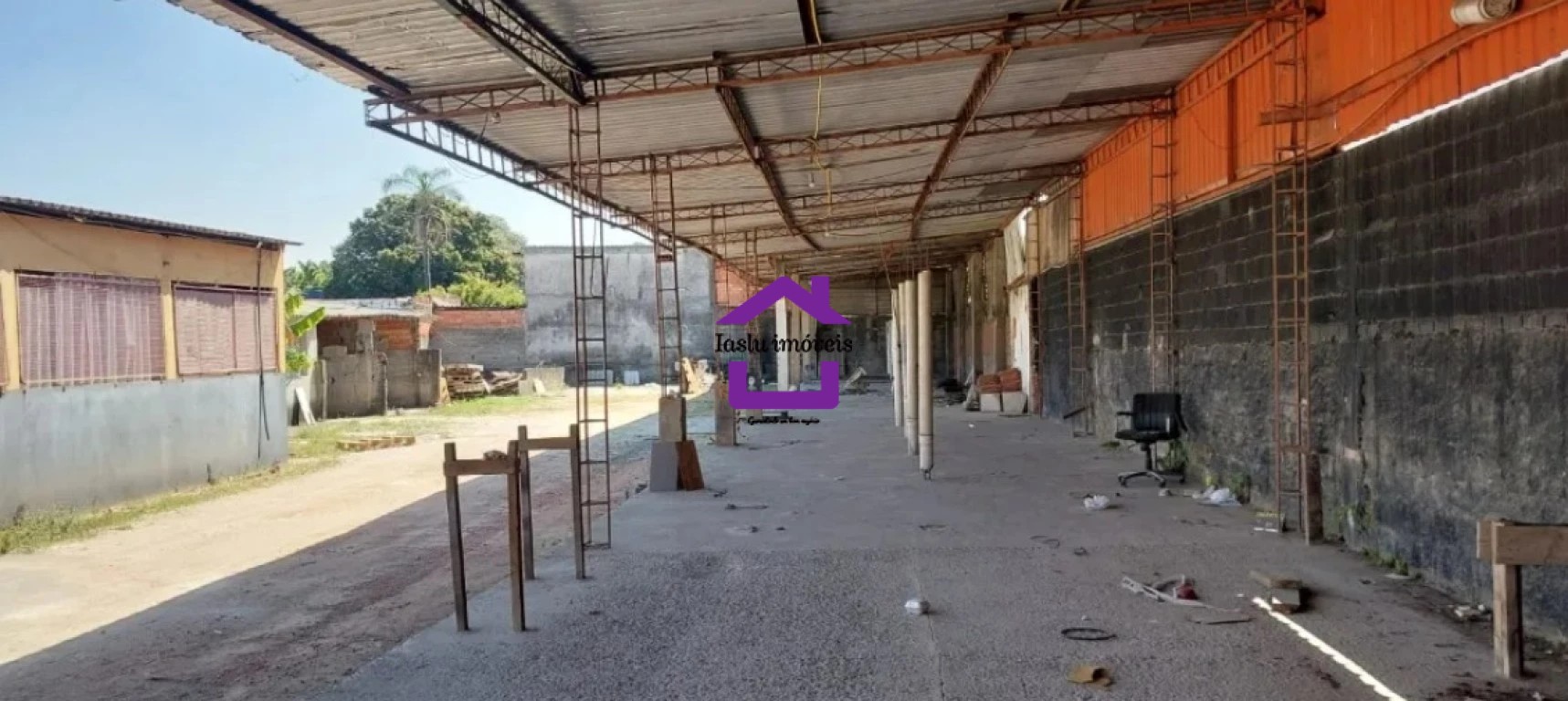 Depósito-Galpão, 210 m² - Foto 2