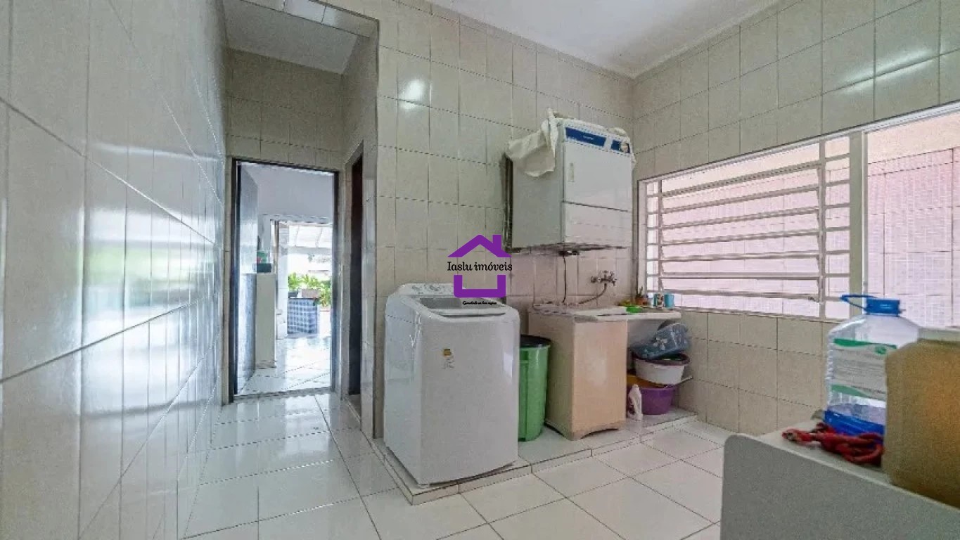 Casa de Condomínio para alugar com 4 quartos, 400m² - Foto 7