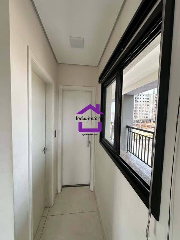 Apartamento para alugar com 1 quarto, 40m² - Foto 11