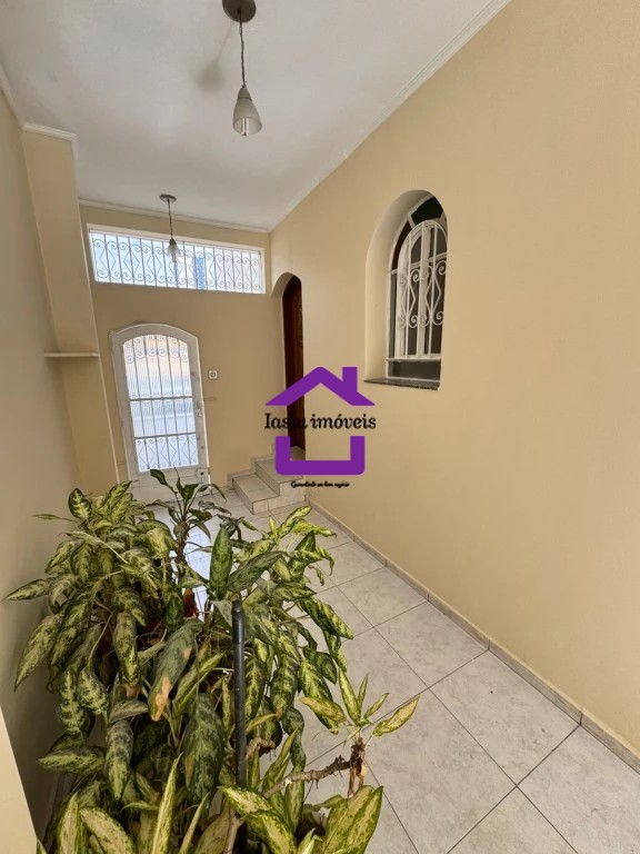 Sobrado para alugar com 5 quartos, 200m² - Foto 4