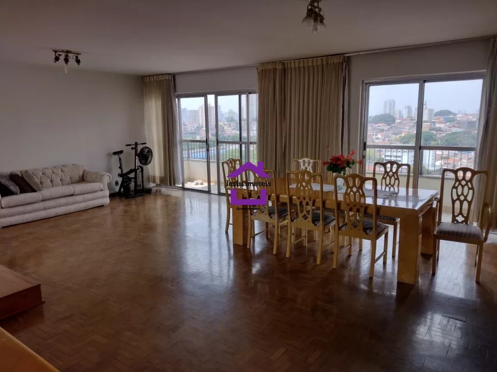 Apartamento à venda com 3 quartos, 202m² - Foto 1