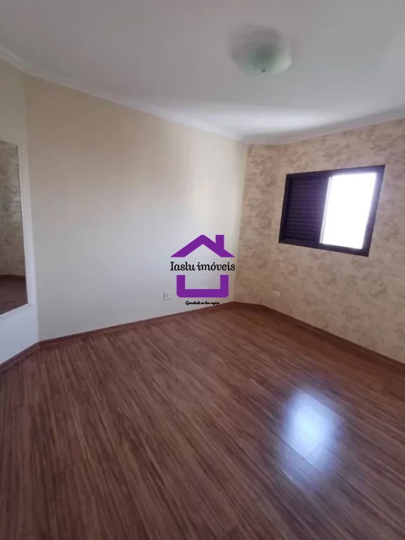 Apartamento para alugar com 3 quartos, 97m² - Foto 2