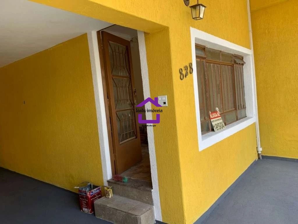 Sobrado à venda e aluguel com 3 quartos, 240m² - Foto 2