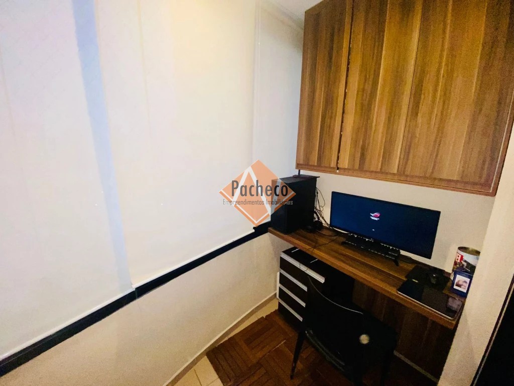 Apartamento à venda com 2 quartos, 64m² - Foto 4