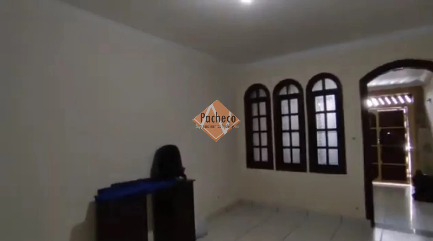 Sobrado à venda com 3 quartos, 250m² - Foto 3