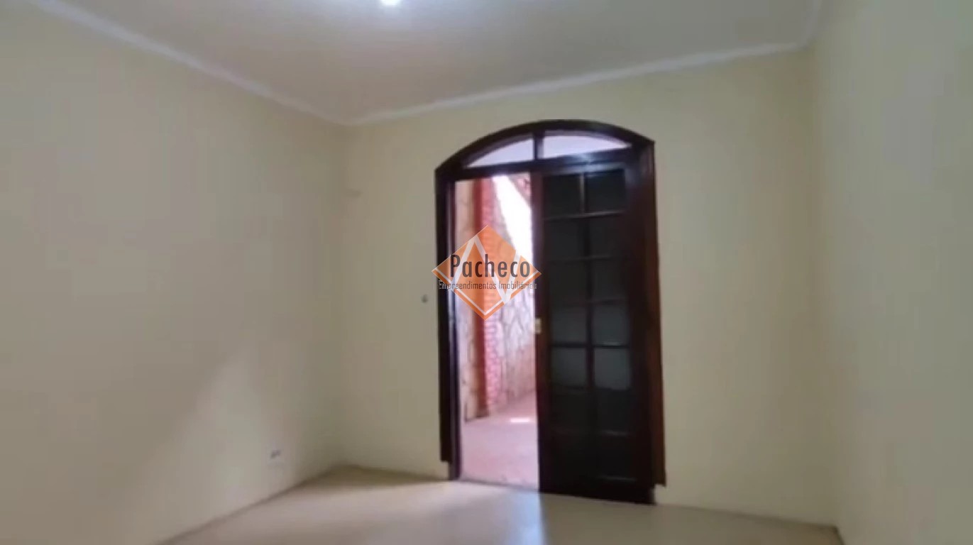 Sobrado à venda com 3 quartos, 250m² - Foto 19