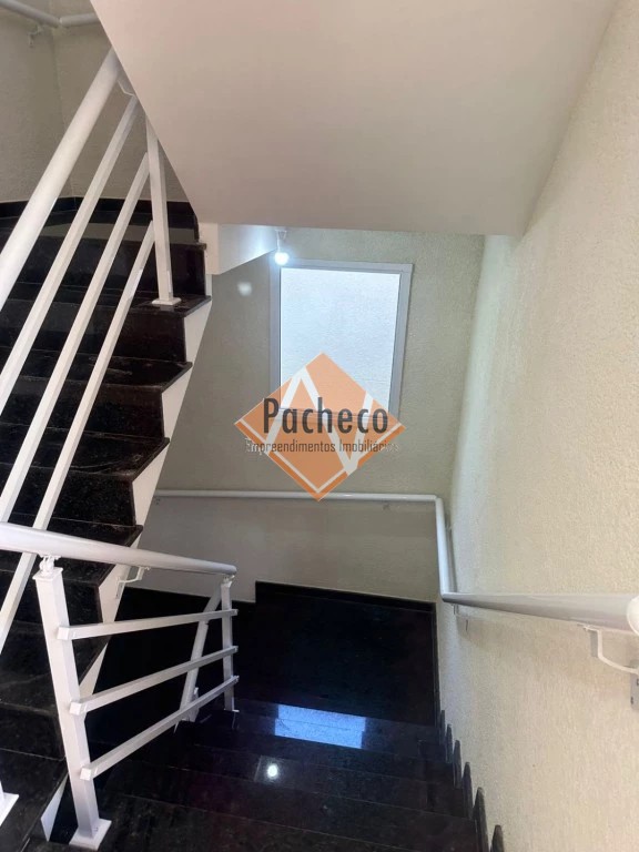 Apartamento à venda com 2 quartos, 34m² - Foto 17