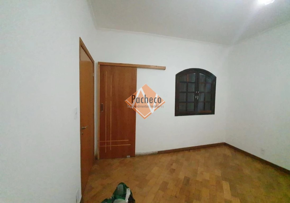 Casa à venda e aluguel com 3 quartos, 194m² - Foto 11