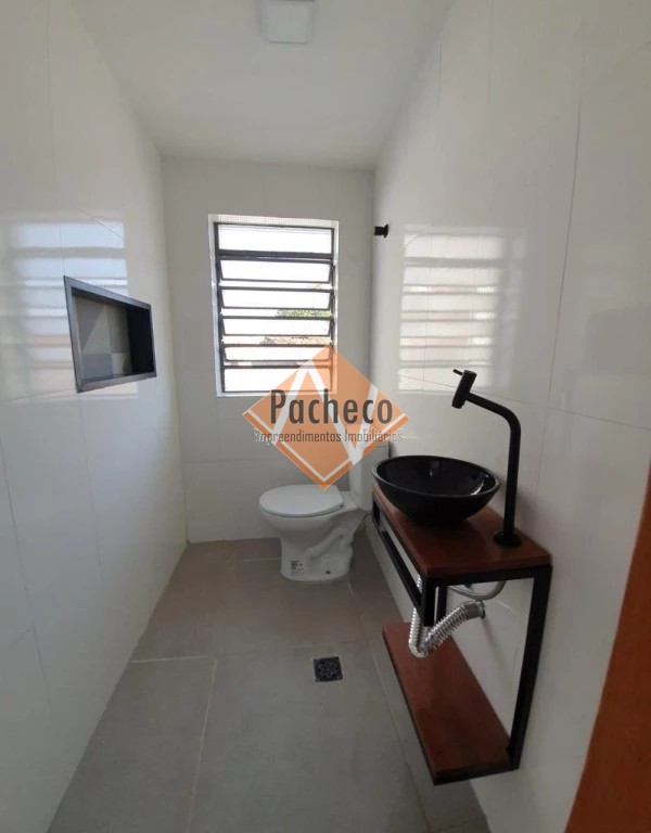 Casa à venda e aluguel com 3 quartos, 194m² - Foto 17