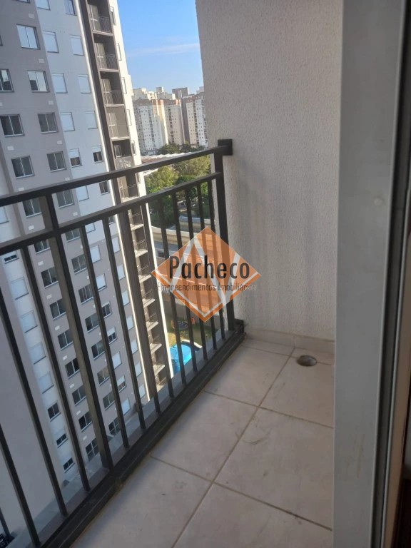 Apartamento à venda com 2 quartos, 37m² - Foto 2