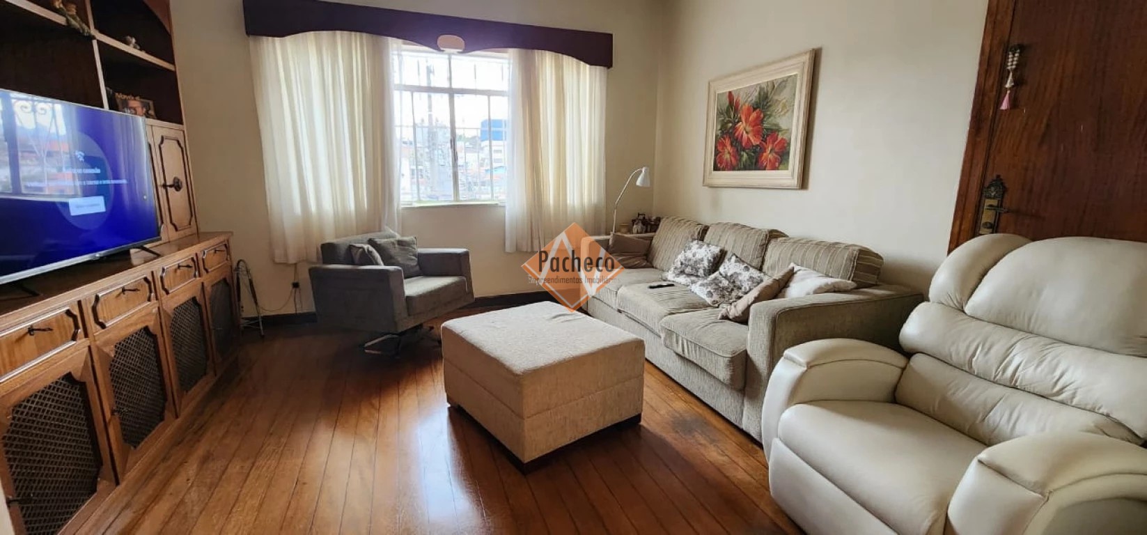 Sobrado, 3 quartos, 240 m² - Foto 1