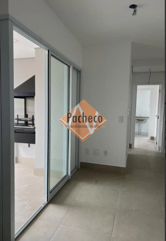 Apartamento à venda com 2 quartos, 67m² - Foto 7