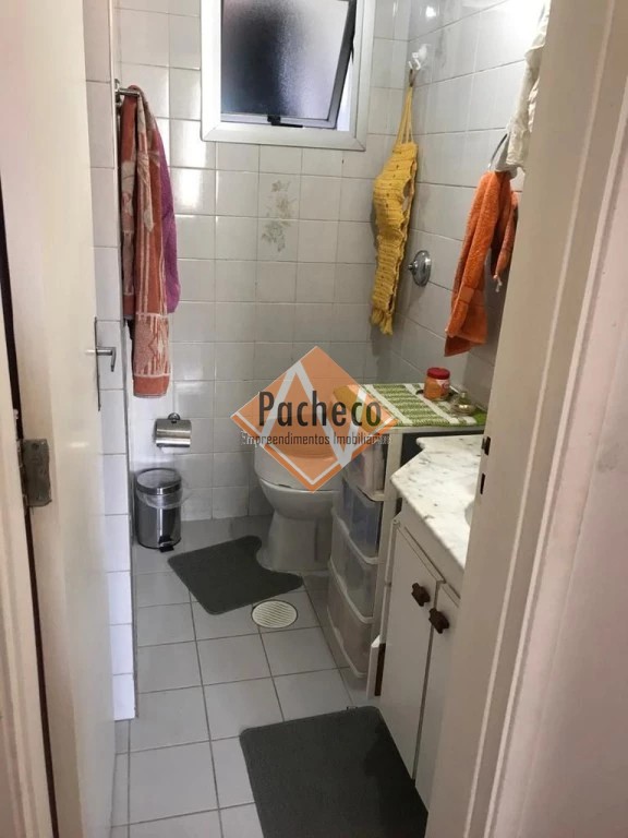 Apartamento à venda com 2 quartos, 62m² - Foto 10