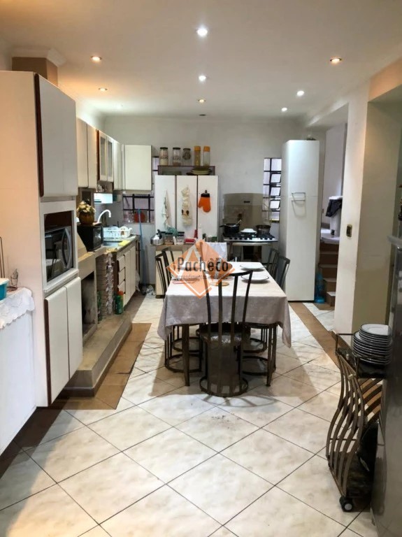 Sobrado, 4 quartos, 673 m² - Foto 2
