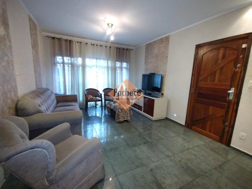 Sobrado, 3 quartos, 224 m² - Foto 2