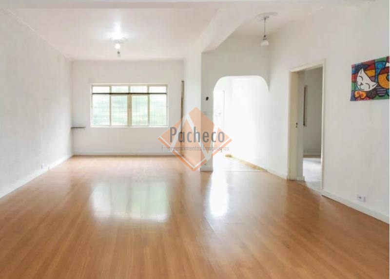 Casa à venda com 2 quartos, 170m² - Foto 1