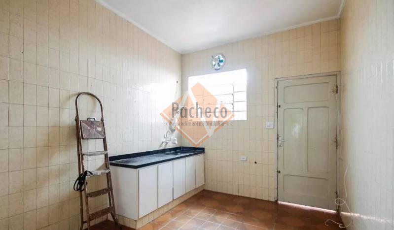 Casa à venda com 2 quartos, 170m² - Foto 8