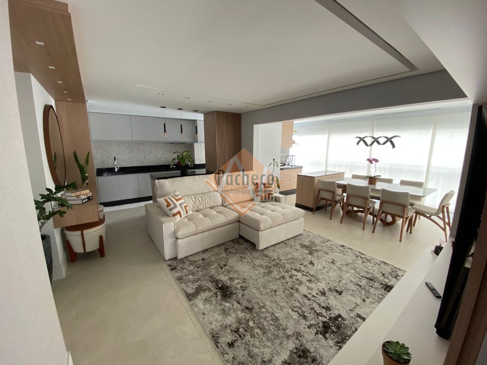 Apartamento à venda com 3 quartos, 110m² - Foto 2