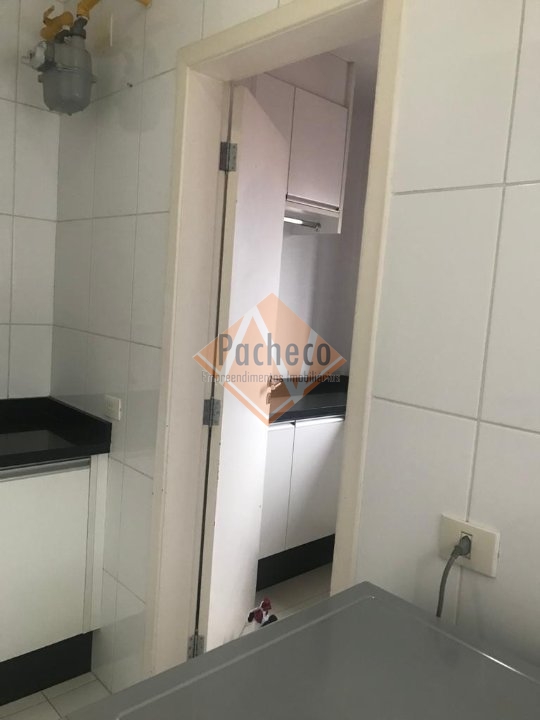 Apartamento à venda com 3 quartos, 125m² - Foto 35