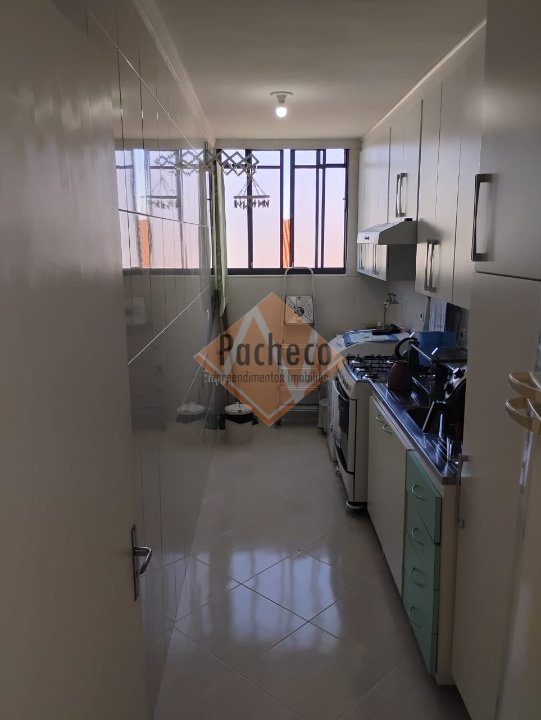 Apartamento à venda com 2 quartos, 57m² - Foto 6