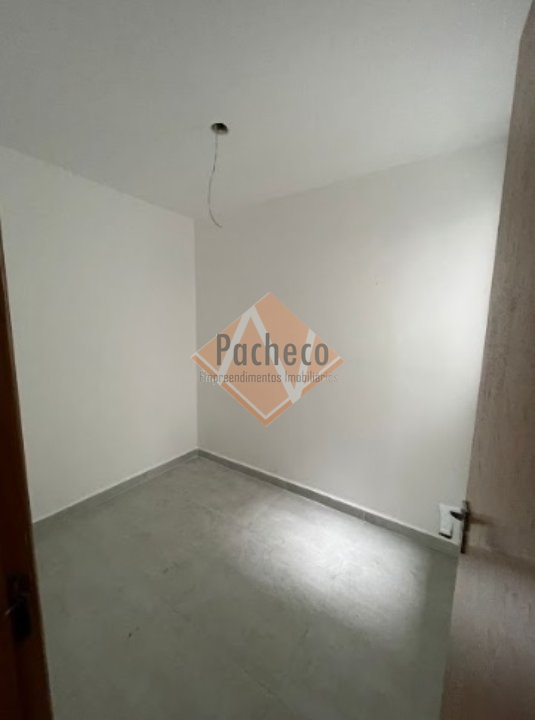 Apartamento à venda com 2 quartos, 35m² - Foto 2