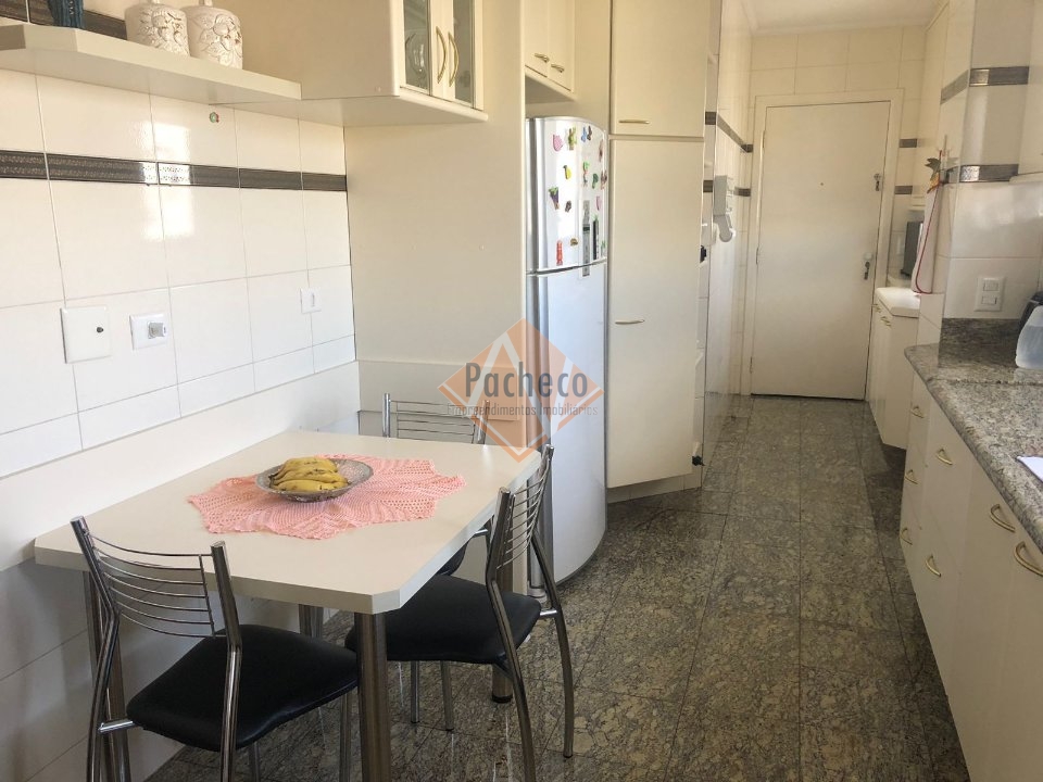 Apartamento à venda com 3 quartos, 125m² - Foto 8