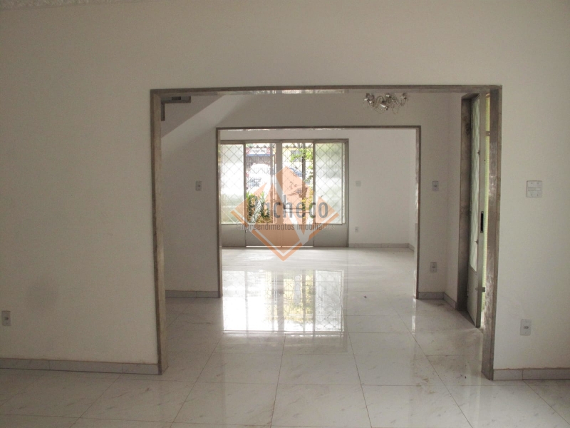 Sobrado, 3 quartos, 400 m² - Foto 2